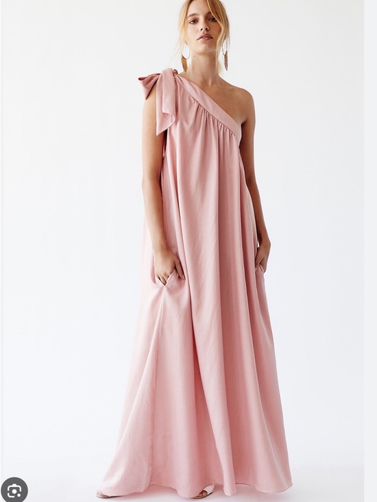 Free People Dresses & Skirts - Free People Soa Blush One-Shoulder Maxi Dress